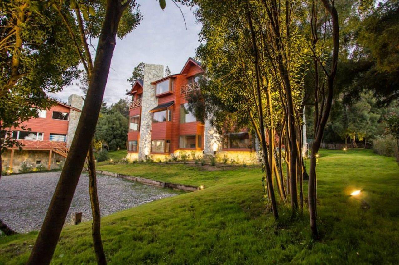 Los Robles Apart & Spa Aparthotel San Carlos de Bariloche Exterior photo