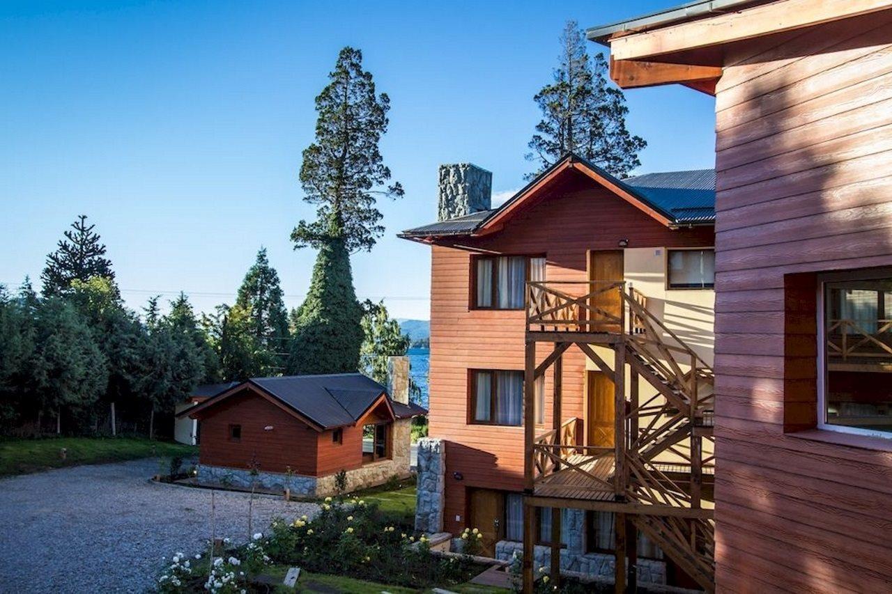 Los Robles Apart & Spa Aparthotel San Carlos de Bariloche Exterior photo