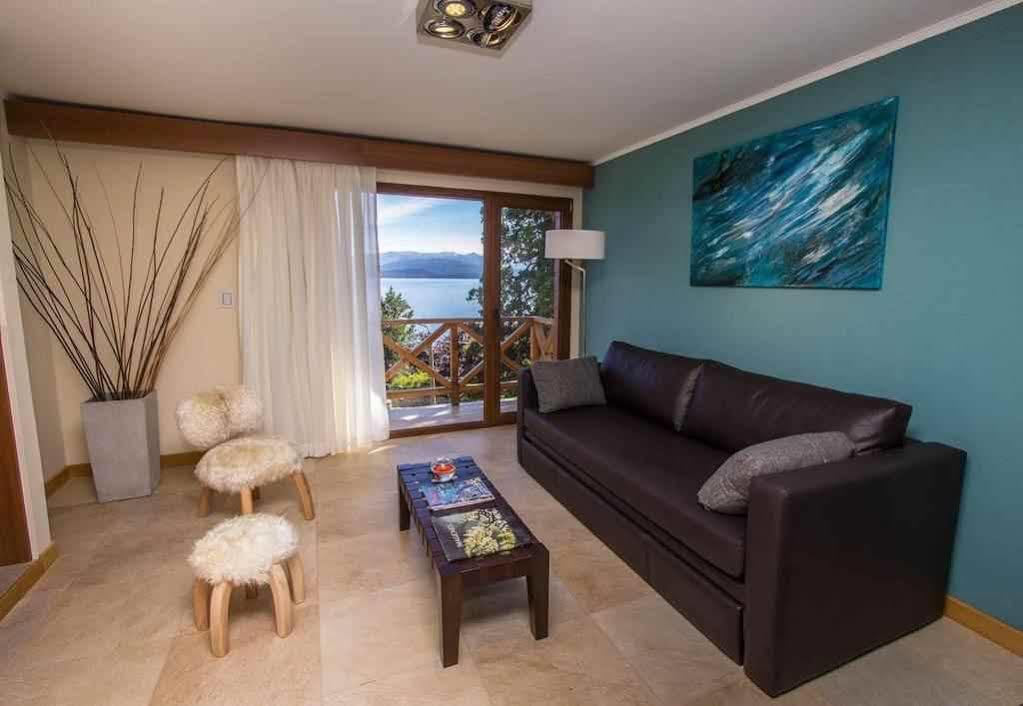 Los Robles Apart & Spa Aparthotel San Carlos de Bariloche Exterior photo